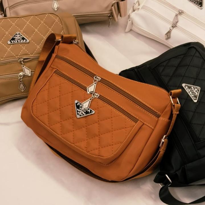 شنطة كروس برادا وتر بروف